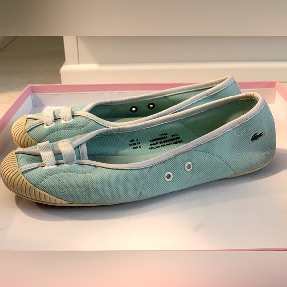 Lacoste Women’s Flats Size US 6 - Picture 2 of 3